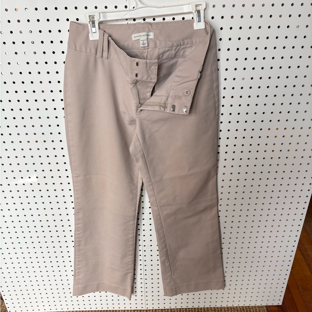 Banana Republic Woman’s Stretch Pants Wide Leg
Size 8